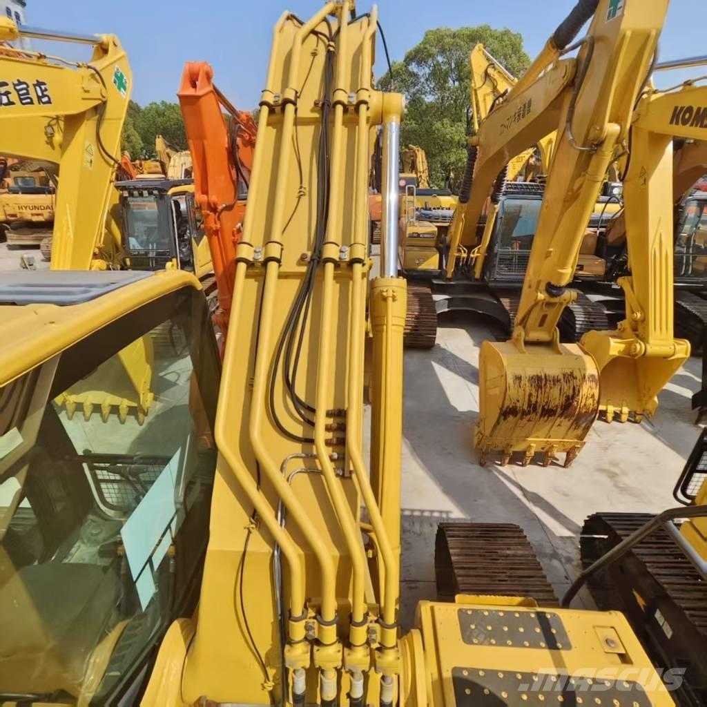 Komatsu PC 220-8 Excavatoare pe șenile
