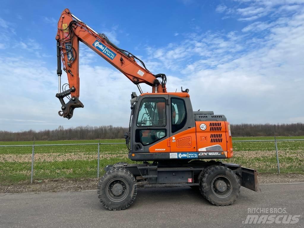 Doosan DX165W-5 Excavatoare cu roti