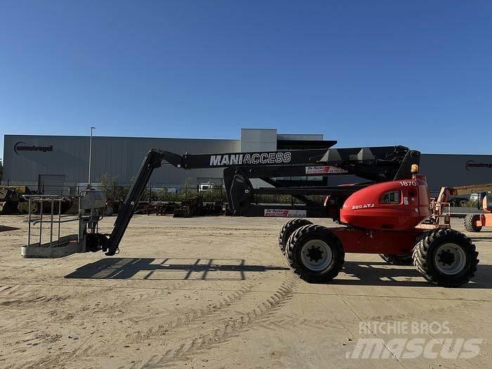 MAN 200ATJ Nacele cu brat articulat