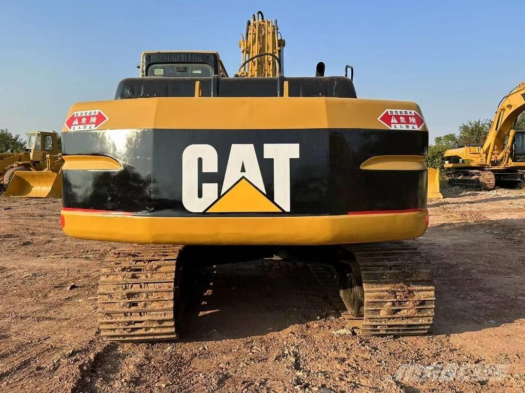CAT 320B Excavatoare pe șenile
