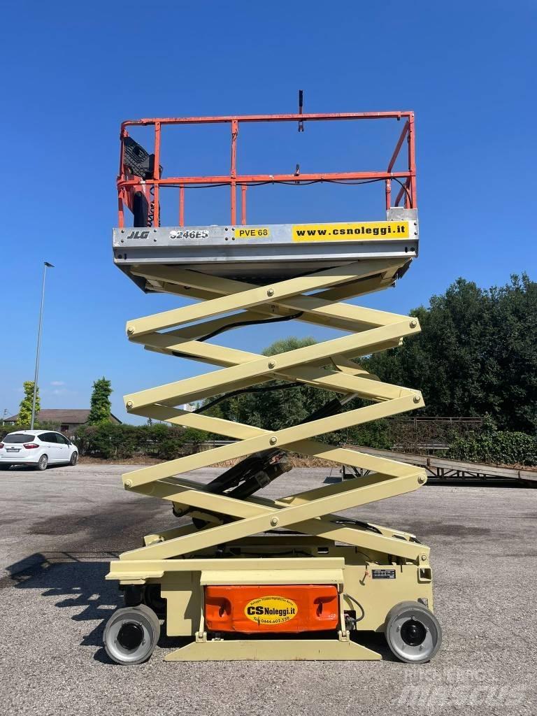 JLG 3246 ES Platforme foarfeca