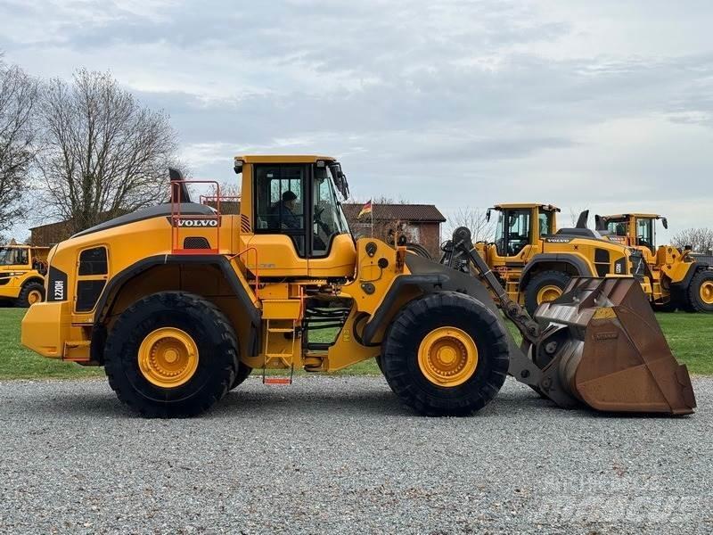 Volvo L 220 H Incarcator pe pneuri