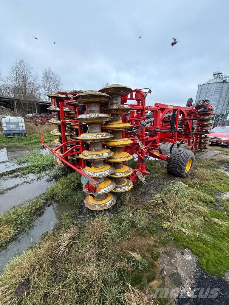 Väderstad Topdown400 Cultivatoare