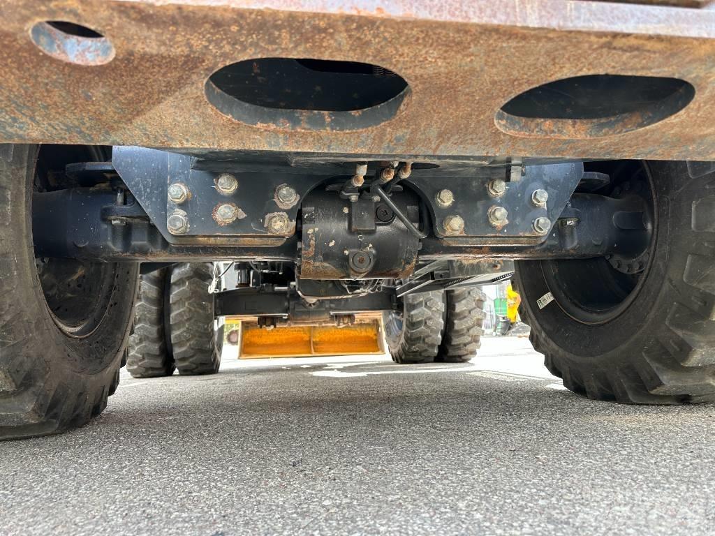 Komatsu PW160-11 Excavatoare cu roti