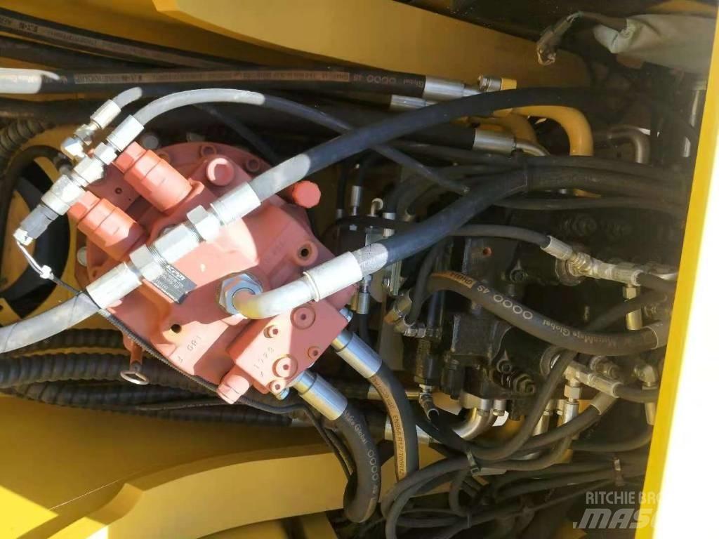 New Power NE225 Excavatoare 7t - 12t