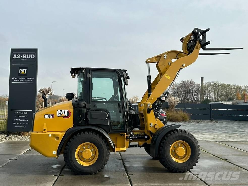 CAT 906 Incarcator pe pneuri