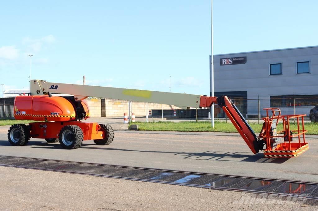 JLG 860SJ Nacele cu brat telescopic