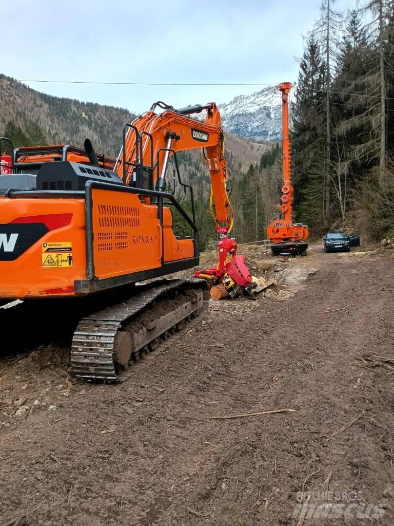 Doosan DX 210 Utilaje de transport al bustenilor