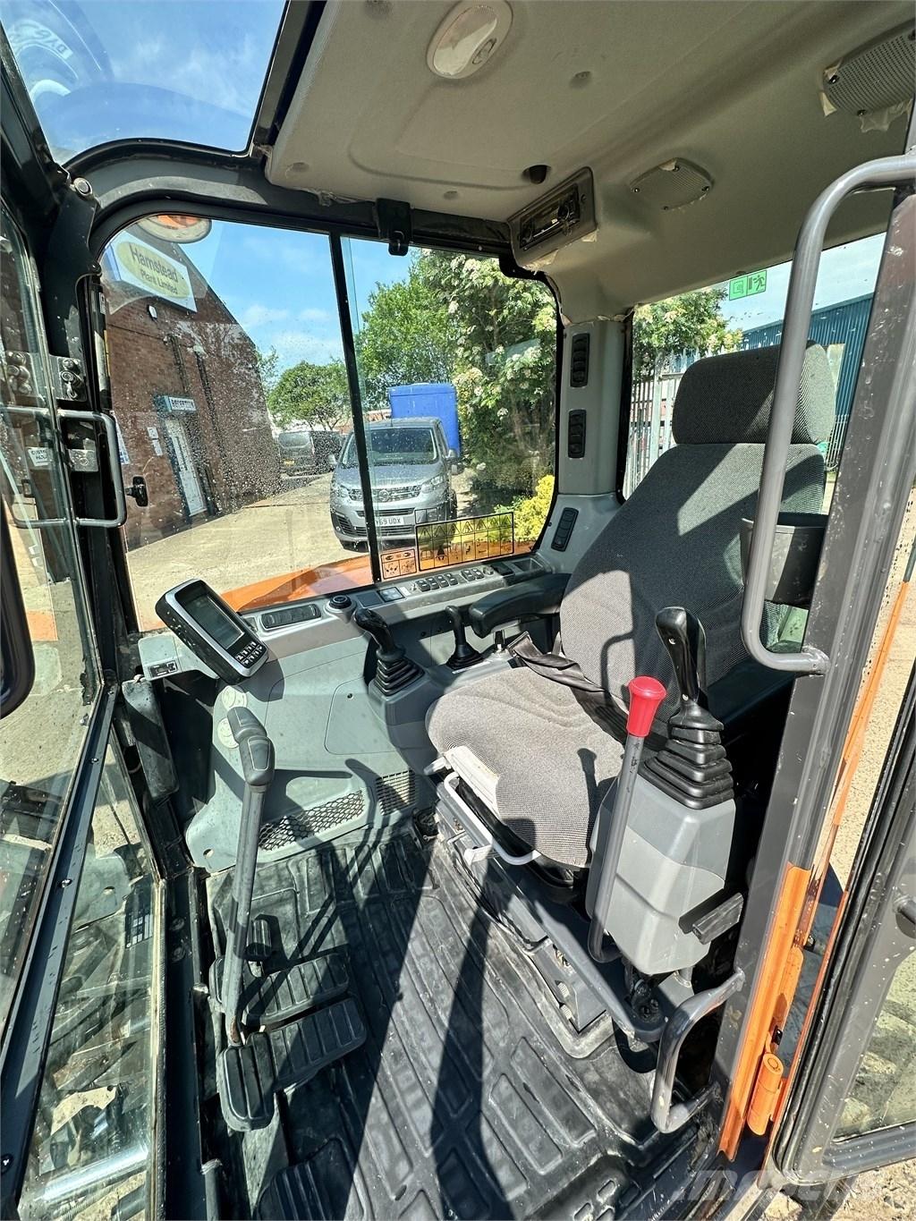 Doosan DX 63-3 Mini excavatoare < 7t