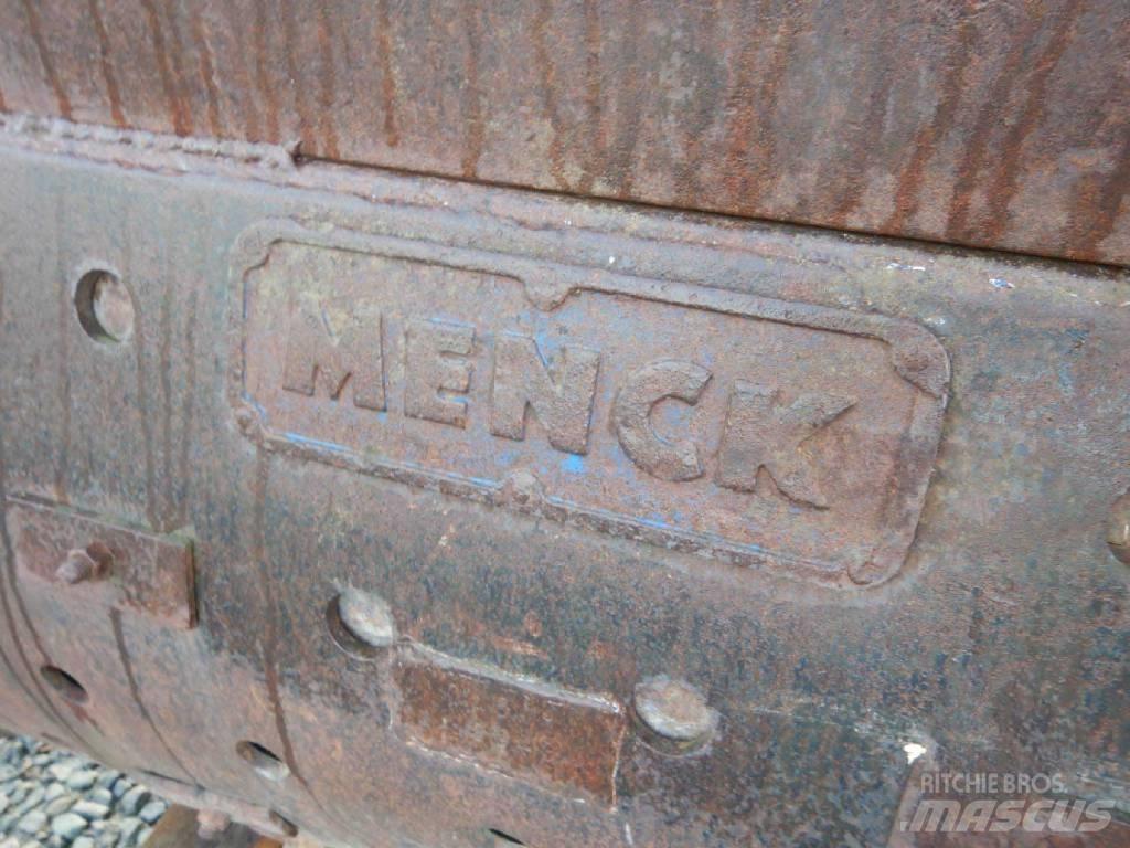  Menck 1.7 cupa de excavat cu cernere