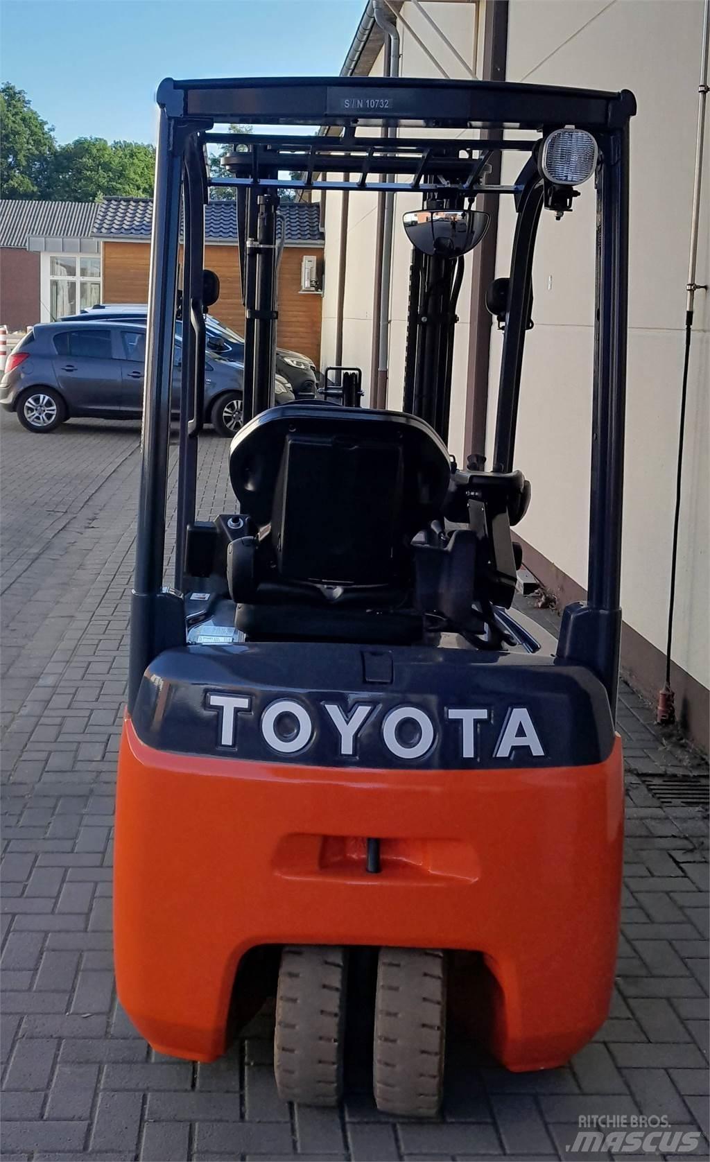 Toyota 8FBEK18T Stivuitor electric