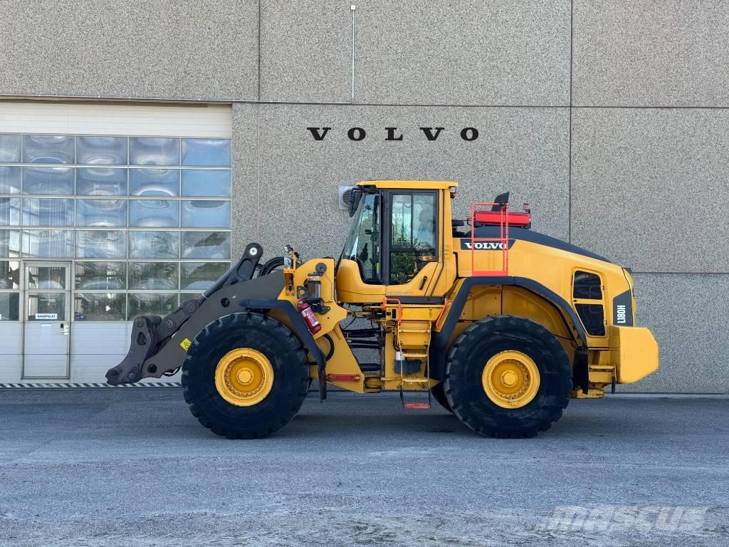 Volvo L 180 H Incarcator pe pneuri