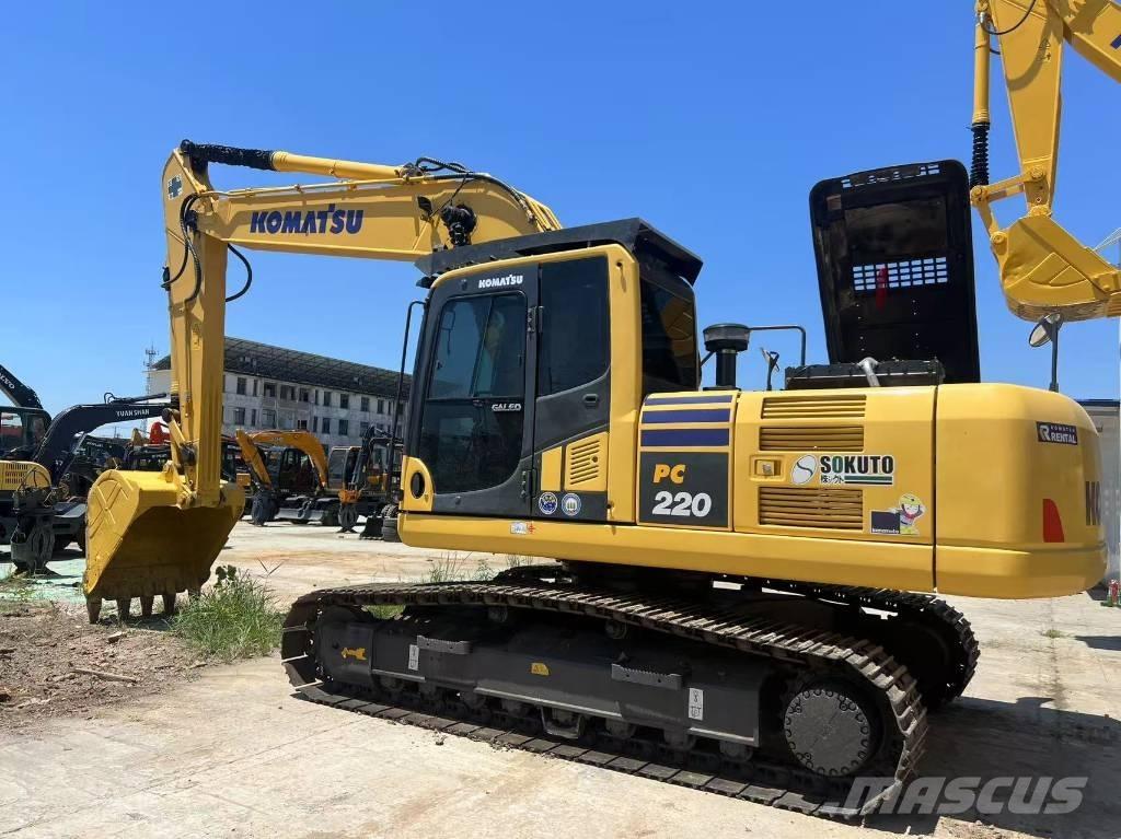 Komatsu PC 220 Excavatoare pe șenile
