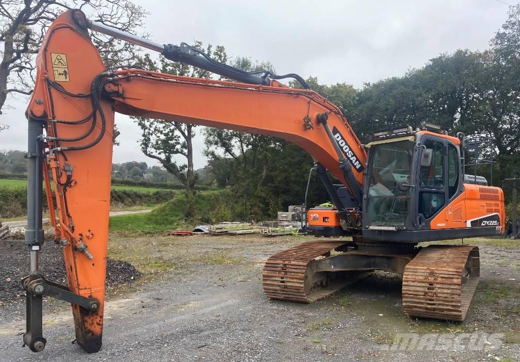 Doosan DX 225 LC Excavatoare pe șenile
