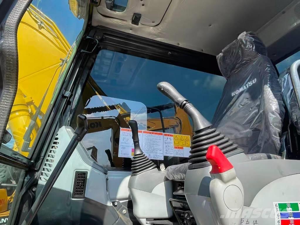 Komatsu PC 130 Excavatoare pe șenile
