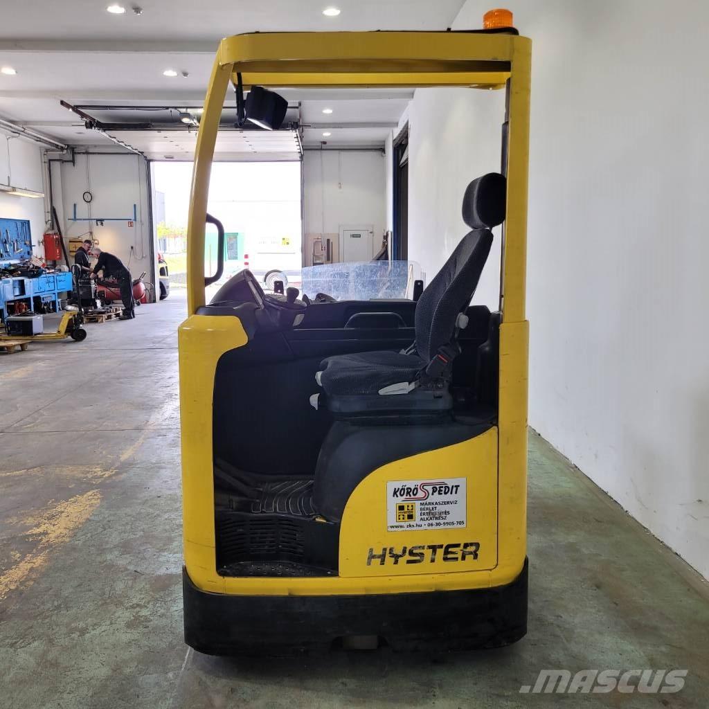 Hyster R 1.6 Stivuitor cu catarg retractabil