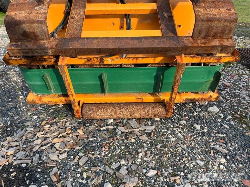 GiANT MVB-550-G Utilaje si accesorii folosite la cresterea animalelor