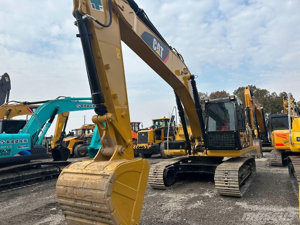 CAT 320 D2 Excavatoare pe șenile

