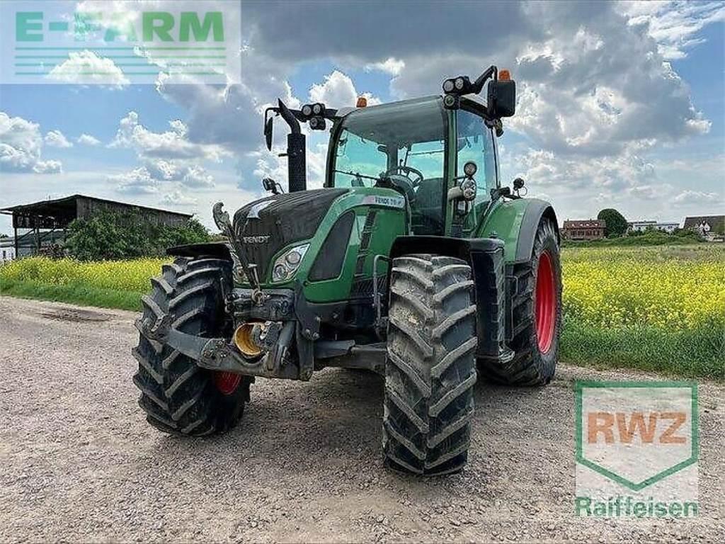 Fendt 718 vario Tractoare