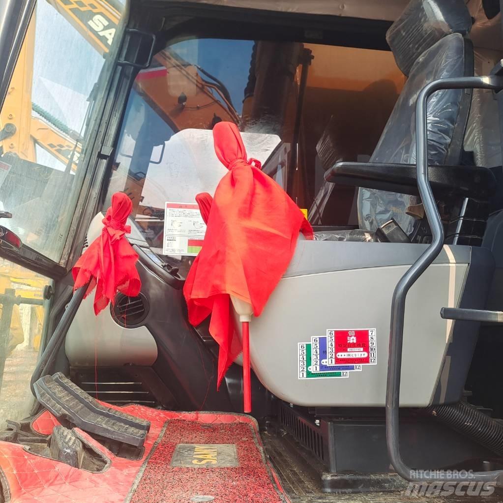 Komatsu PC 200-8 Excavatoare pe șenile
