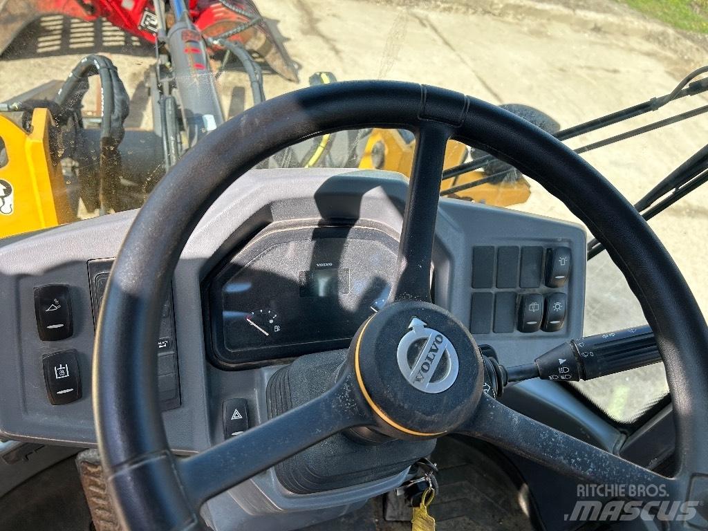 Volvo L 35 G Incarcator pe pneuri