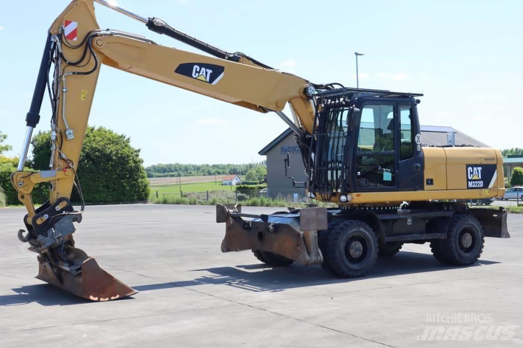 CAT M 322 D Excavatoare cu roti