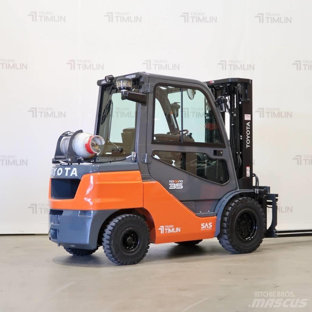 Toyota 02-8FGJF35 Stivuitor GPL