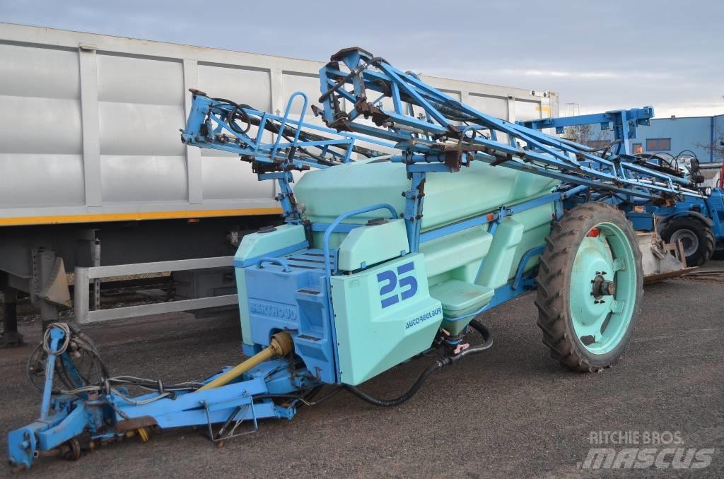 Berthoud Racer 25 Tractoare agricole sprayers