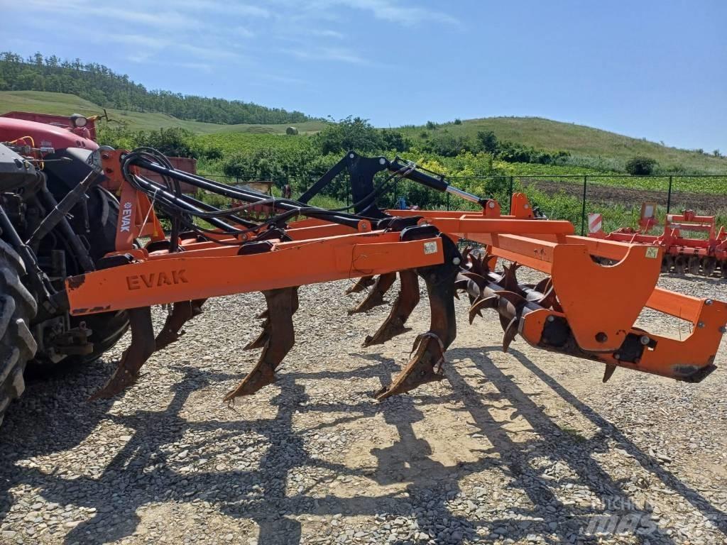  Evak Y62 Utilaje agricole - Altele