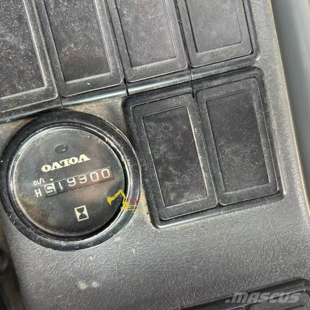 Volvo 290 Excavatoare pe șenile
