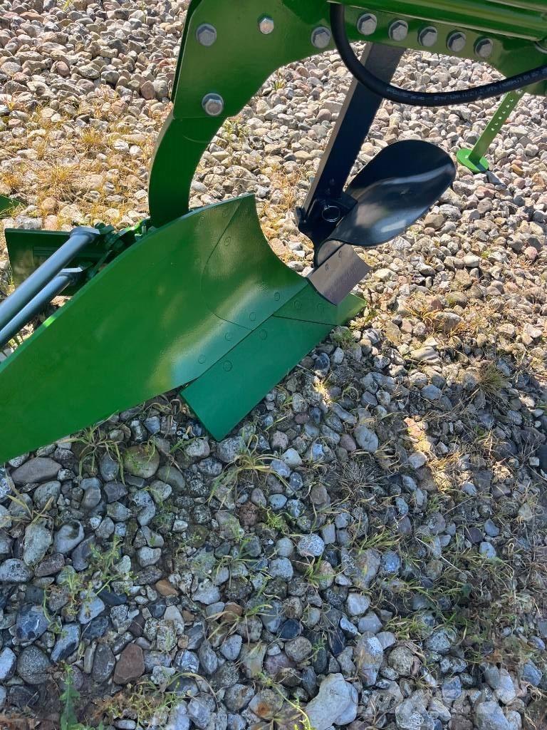 Amazone TERES Pluguri reversibile
