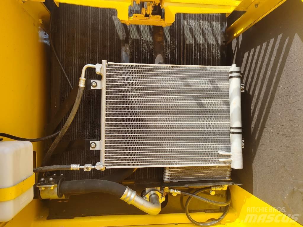 Komatsu PC 240 Excavatoare pe șenile
