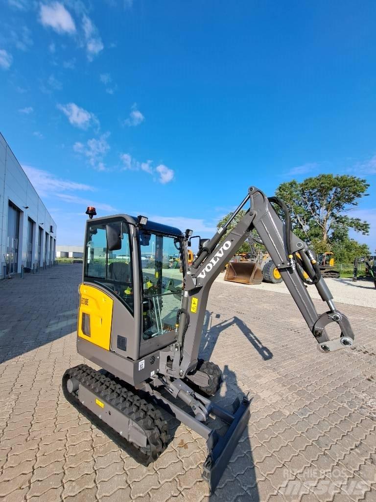 Volvo EC 18 E Mini excavatoare < 7t