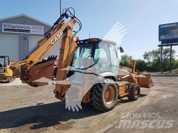 CASE 580M III Buldoexcavatoare