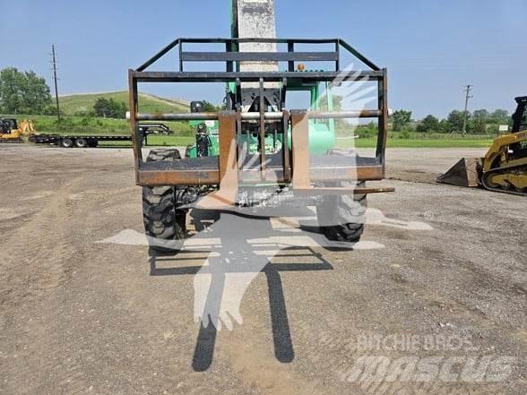 SkyTrak 8042 Stivuitoare telescopice