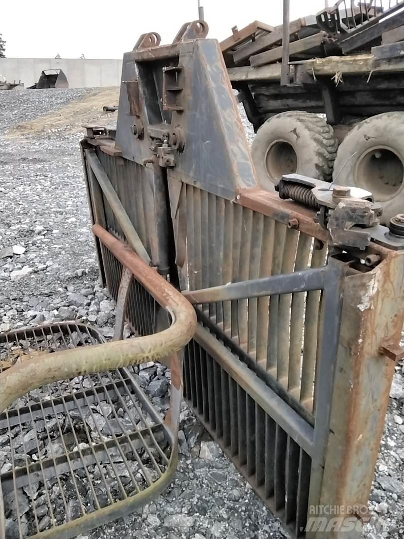 Valmet 860 Alte componente