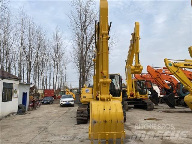 Komatsu PC200-7 Excavatoare pe șenile
