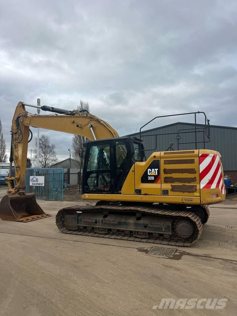 CAT 320 Excavatoare pe șenile
