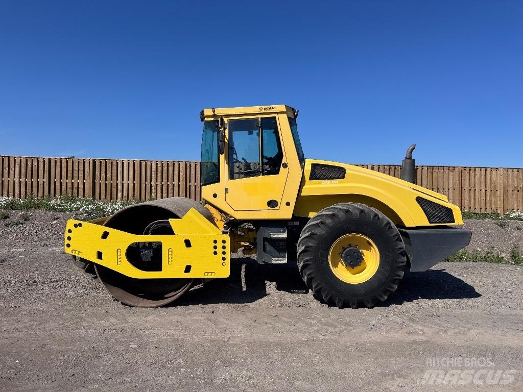 Bomag BW 213 D H-4 Compactoare monocilindrice