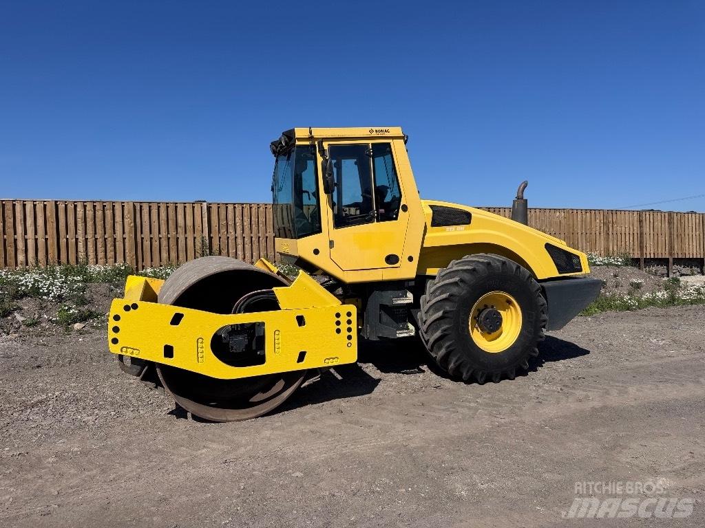 Bomag BW 213 D H-4 Compactoare monocilindrice