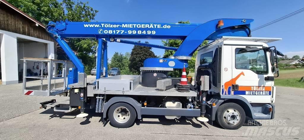 Palfinger P300 KS Platforme aeriene montate pe camion