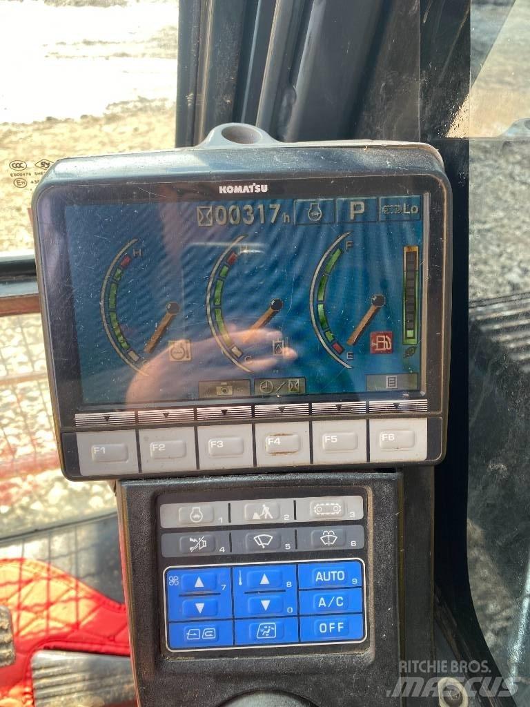Komatsu PC 200-8 Excavatoare pe șenile
