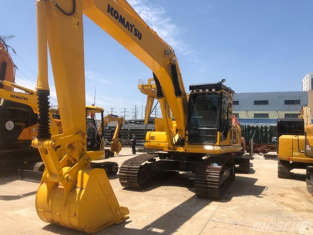 Komatsu PC200 Excavatoare pe șenile
