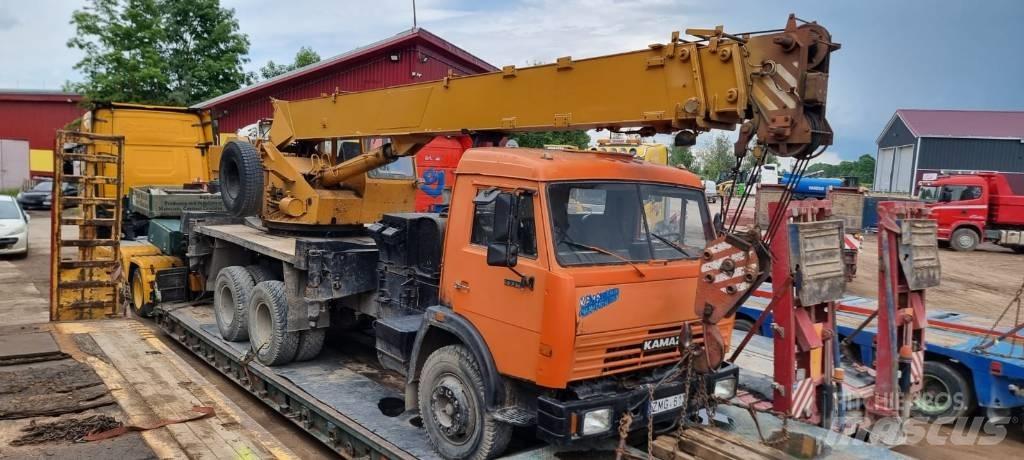 Kamaz 53215 Macara pentru orice teren