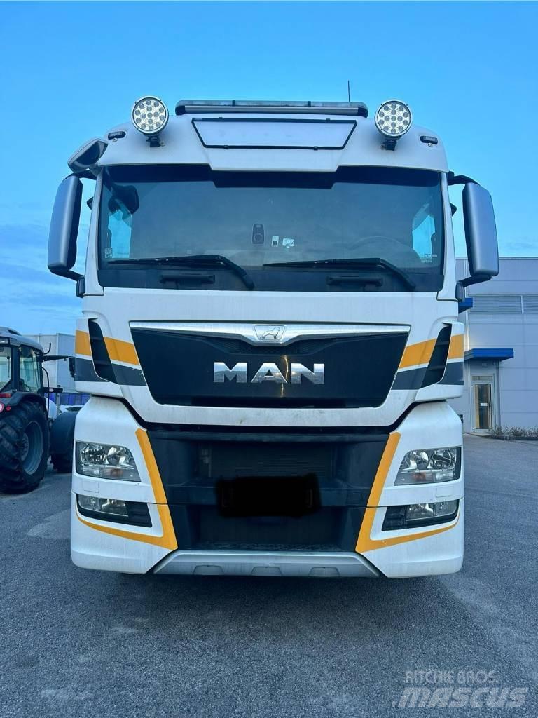 MAN TGX 26.560 Autobasculanta