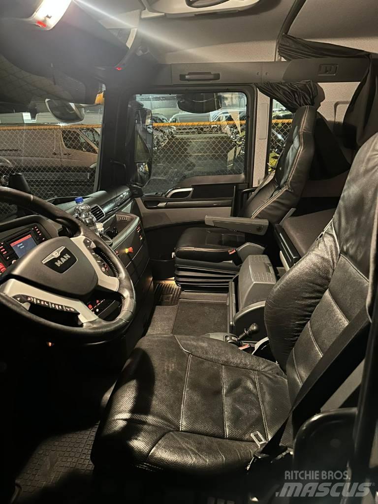 MAN TGX 26.560 Autobasculanta