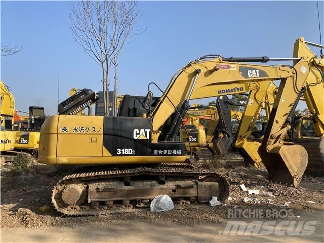 CAT 318D Excavatoare pe șenile
