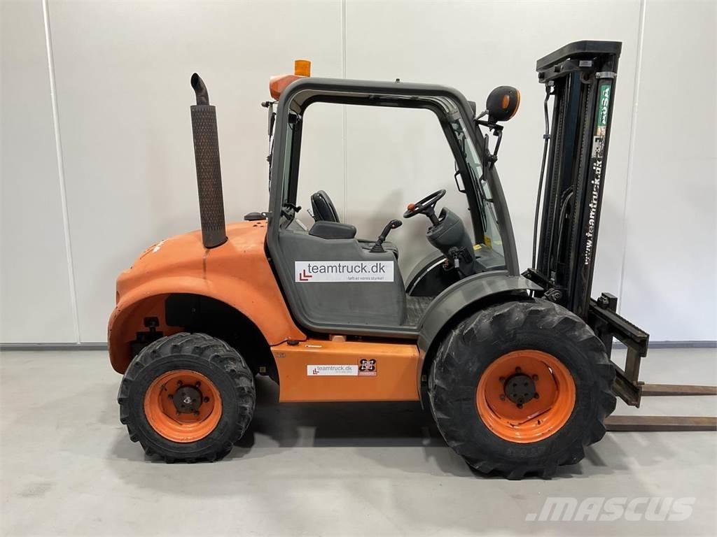 Ausa C250HX4 Masini de teren dificil