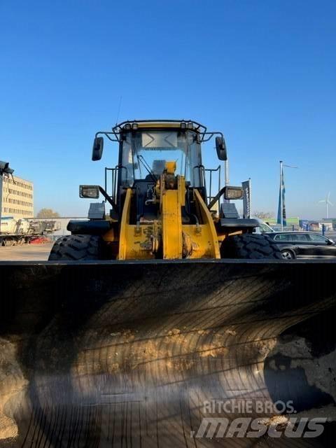 LiuGong 856H Incarcator pe pneuri