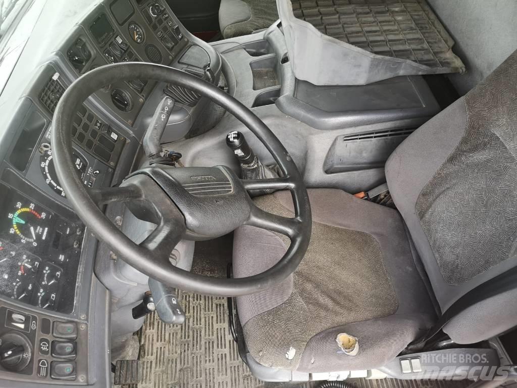 Scania 94 D 220 Camioane cu macara